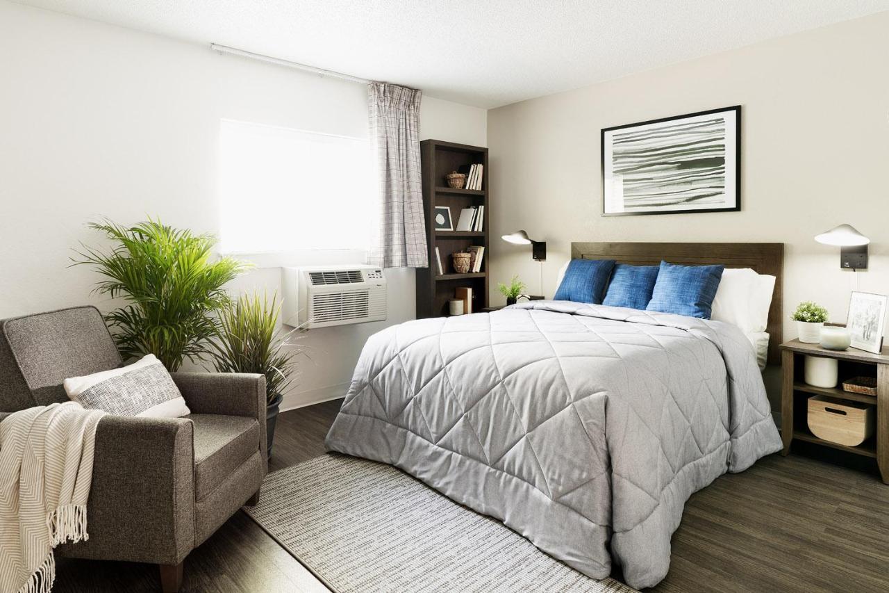 Intown Suites Extended Stay Greensboro Nc - Lanada Buitenkant foto