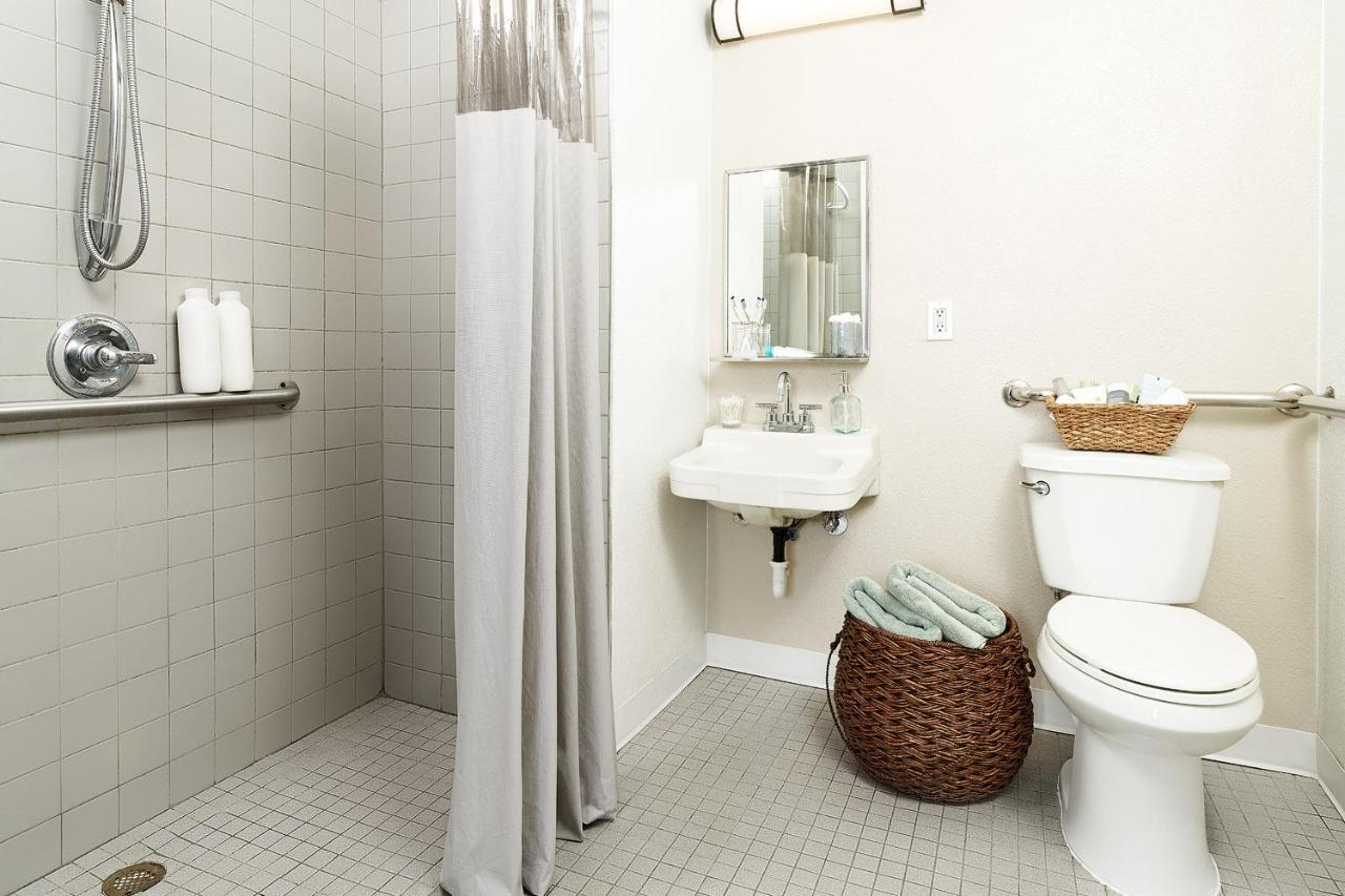 Intown Suites Extended Stay Greensboro Nc - Lanada Buitenkant foto
