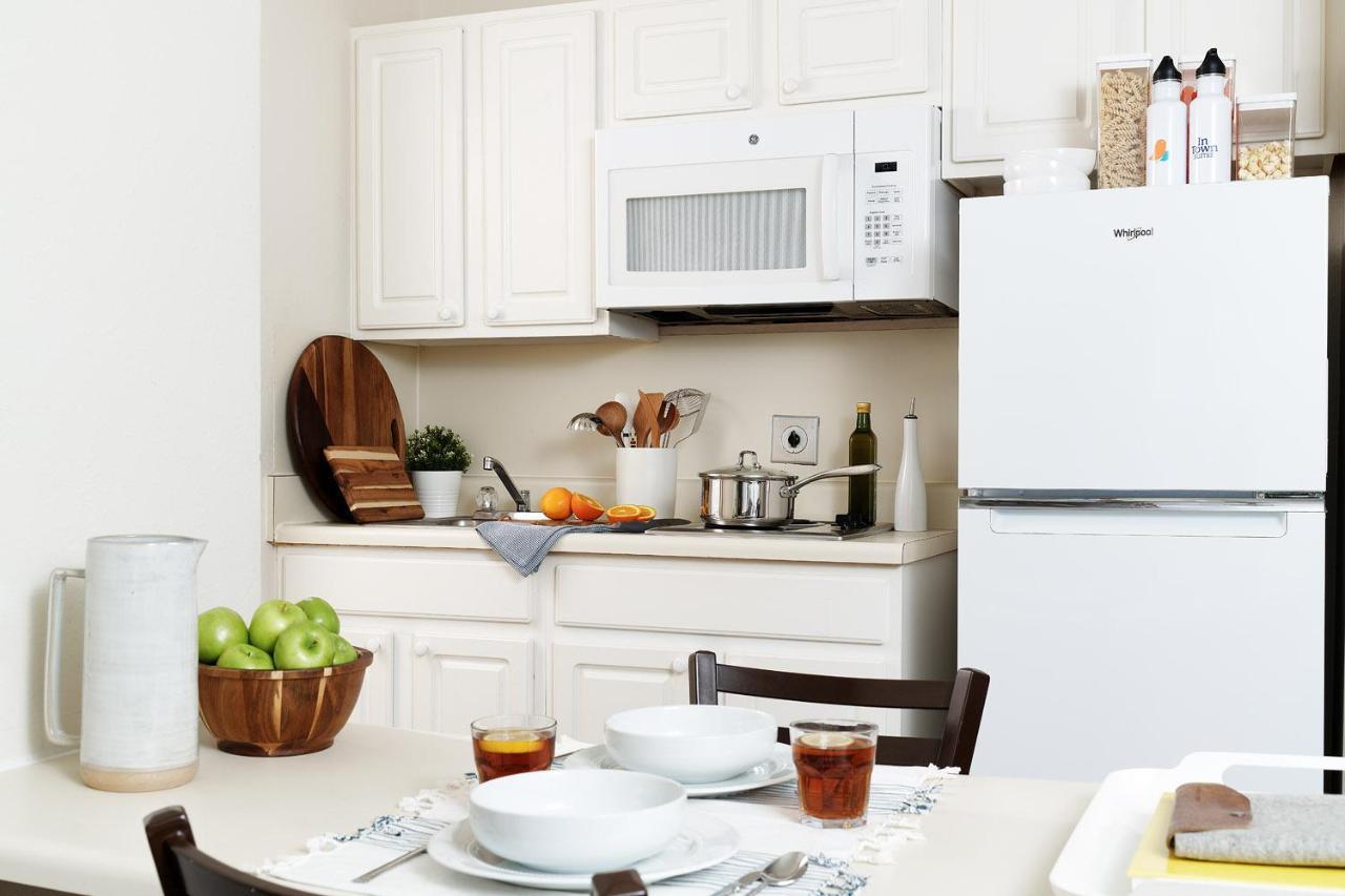 Intown Suites Extended Stay Greensboro Nc - Lanada Buitenkant foto