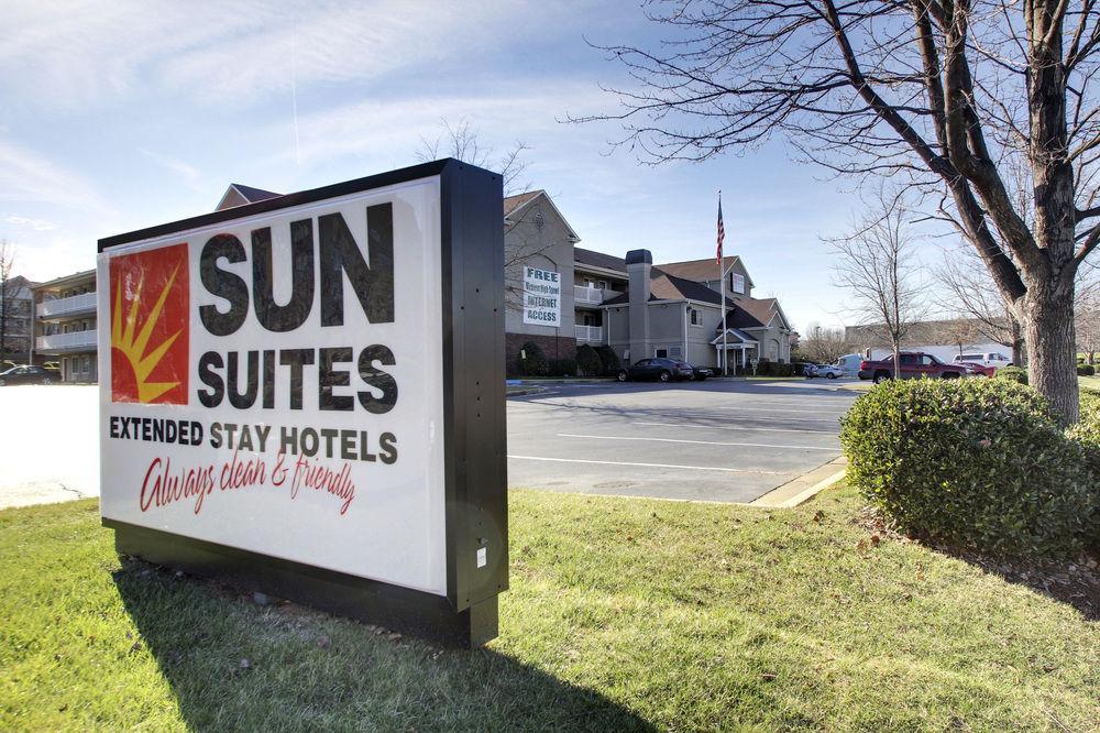 Intown Suites Extended Stay Greensboro Nc - Lanada Buitenkant foto