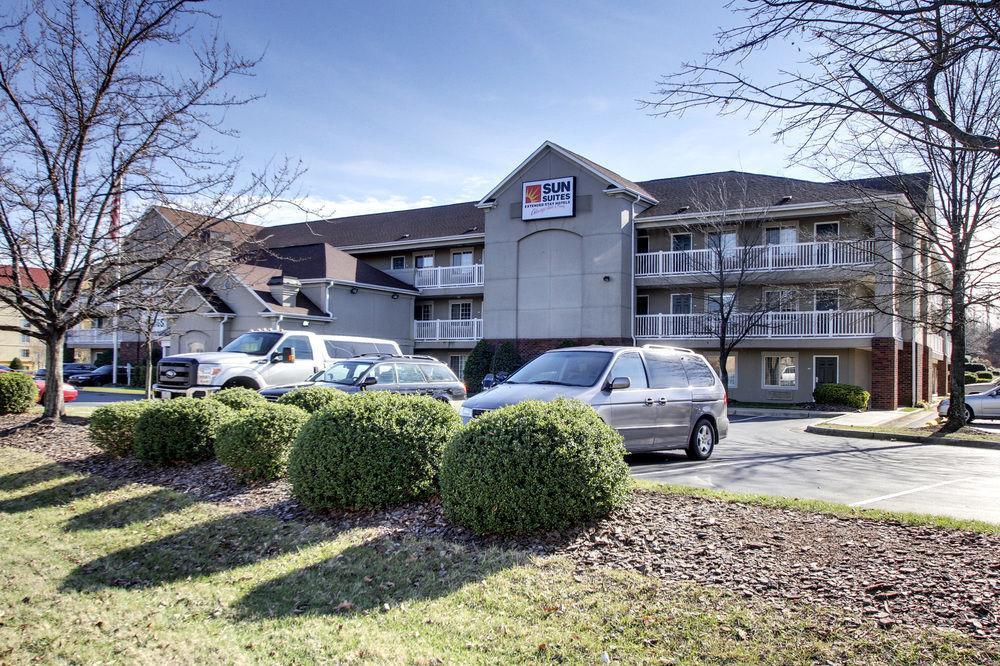 Intown Suites Extended Stay Greensboro Nc - Lanada Buitenkant foto